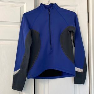 Bicycle riding jacket for cool weather